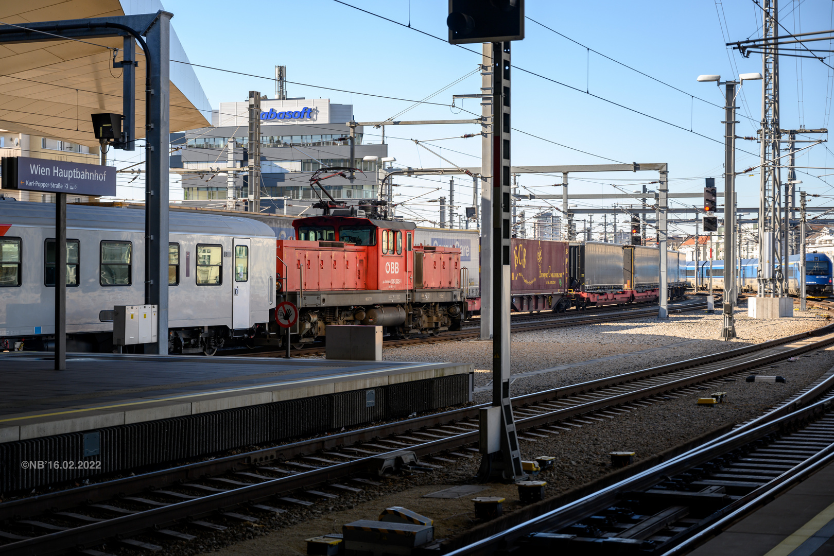 Viel los in Wien Hbf