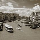 Viel Verkehr auf dem Canale Grande