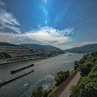 viel Verkerh auf dem Rhein