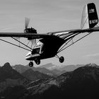 viele Berge - als Hintergrund .....des Flightstar II - D-MBWH