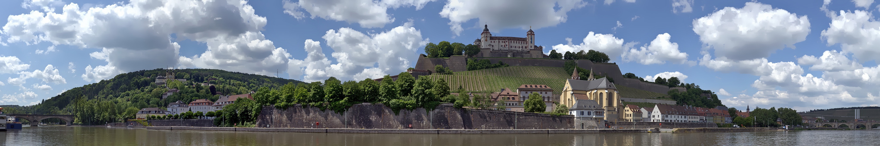 Viele Grüße aus Würzburg