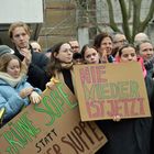 Viele Schülerinnen und Schüler bei den Anti-Rechts-Demos