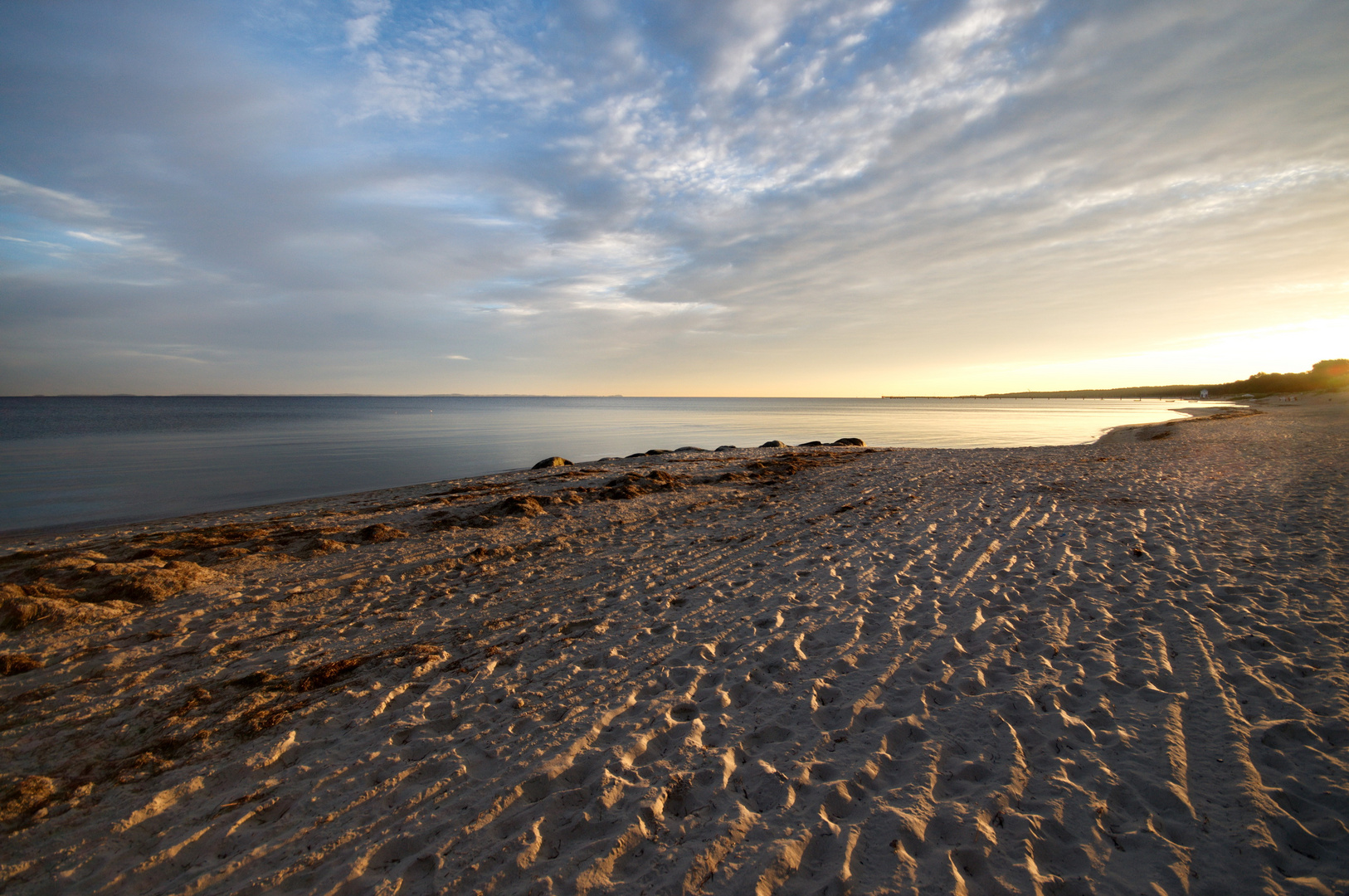 Viele Spuren im Sand