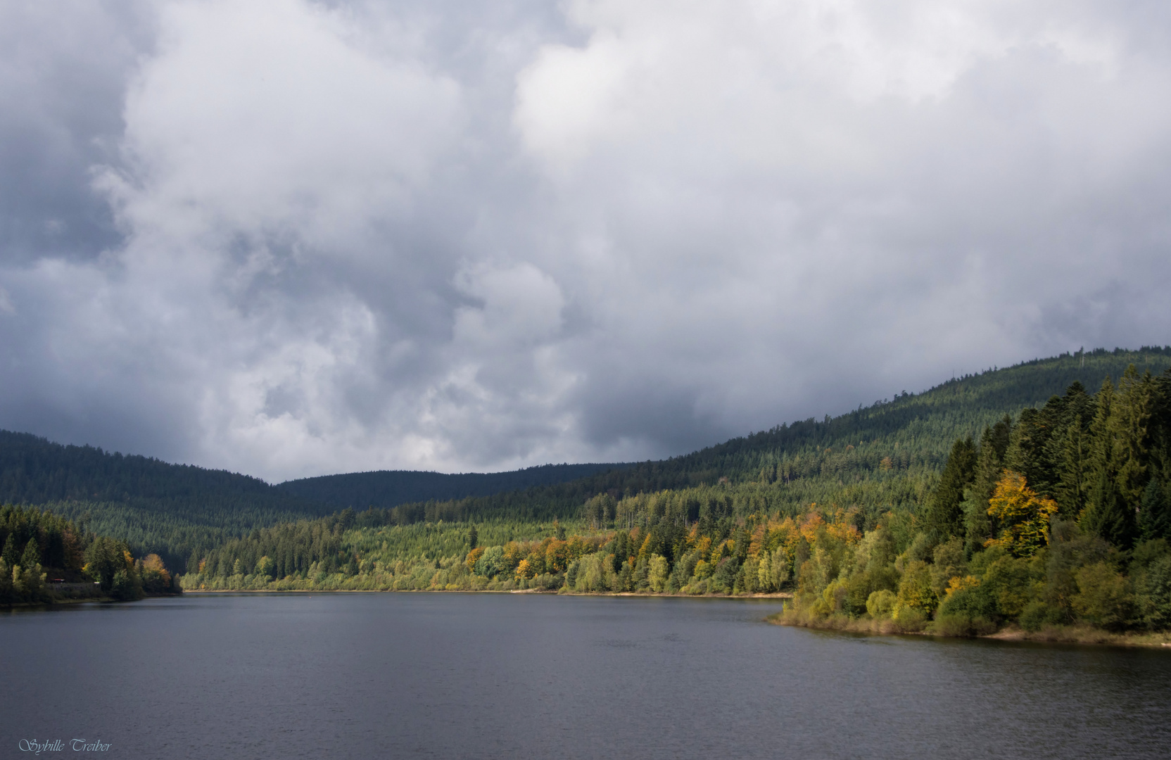 Viele Wolken und wenig Sonne