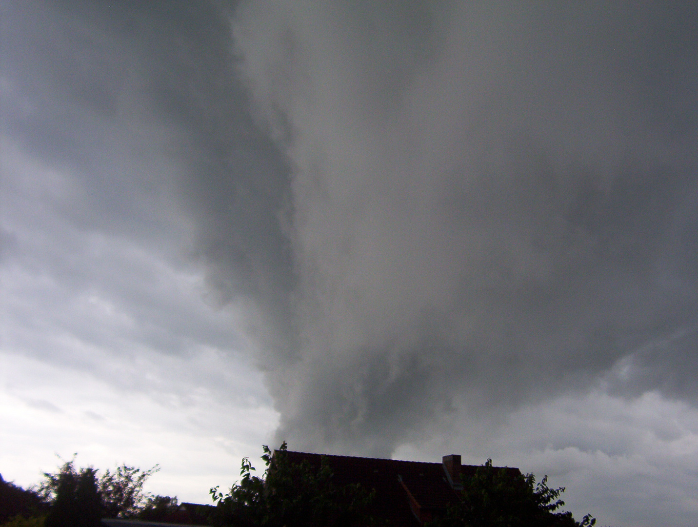 Vielleicht ein Tornado der sich bilden wollte