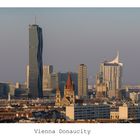 Vienna Donaucity im Abendlicht