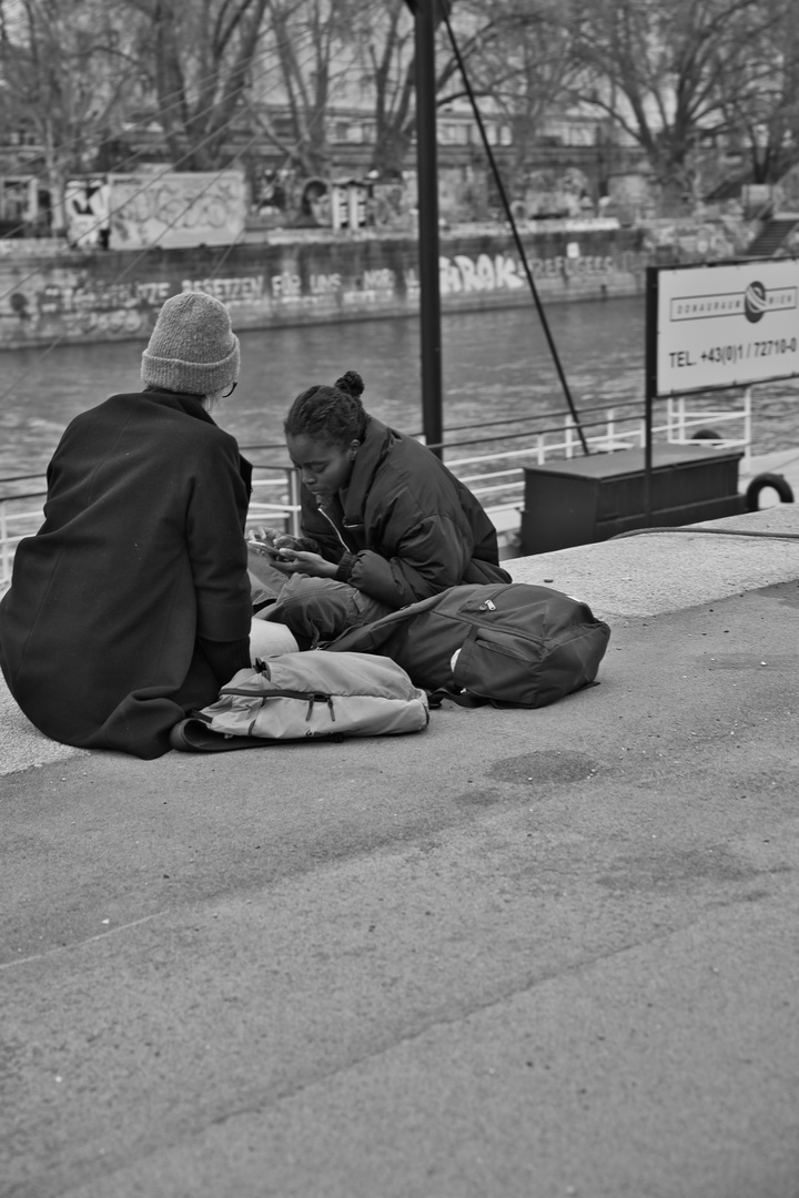 Vienna - Donaukanal - Sit In