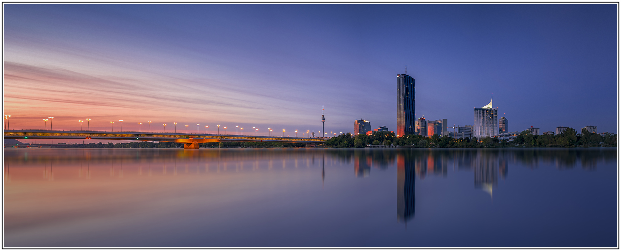 vienna in dusk - Panorama