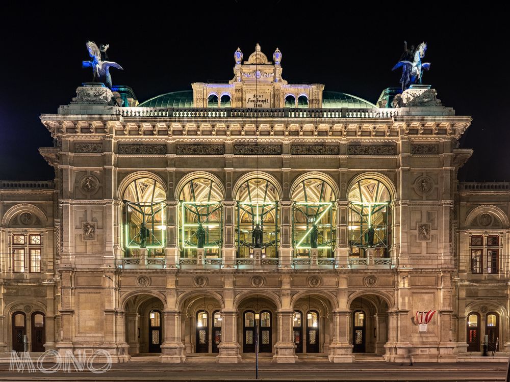 Vienna-Night Oper