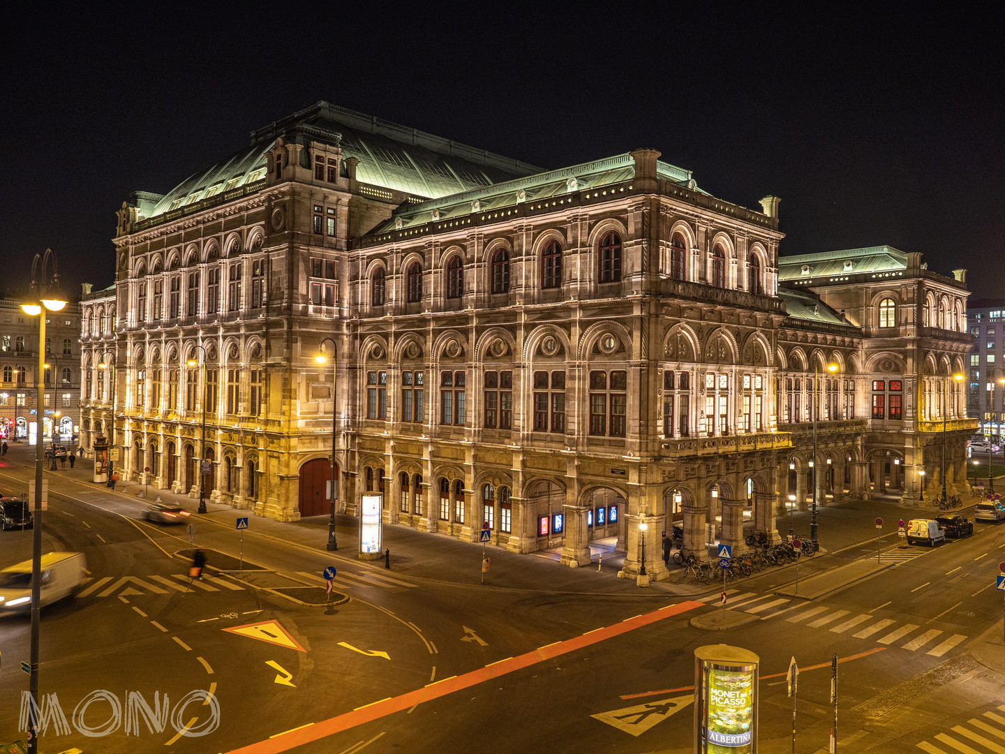 Vienna-Night Oper