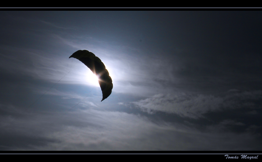 VIENTO A FAVOR-LUZ EN CONTRA