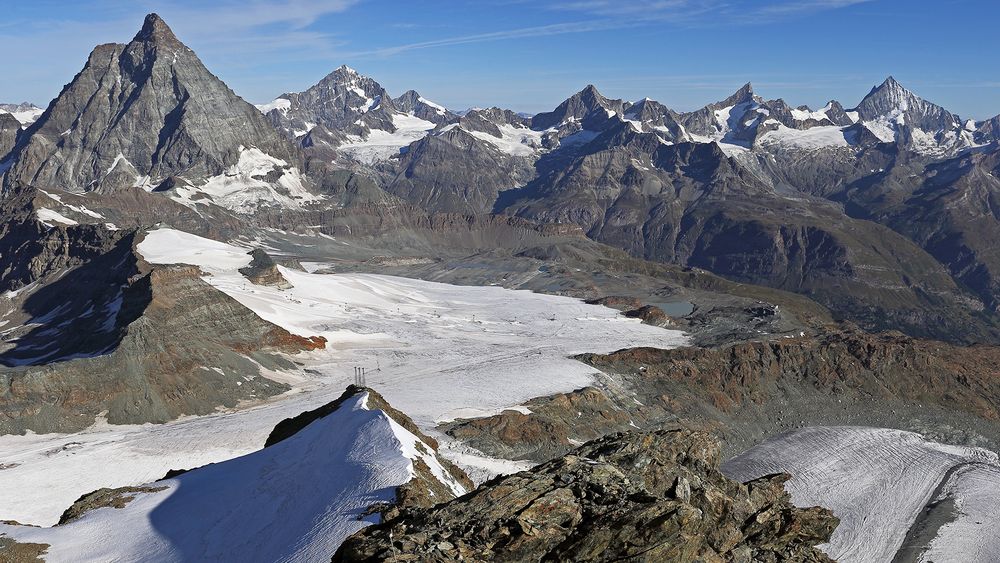 Vier große Viertausender und das Matterhorn...