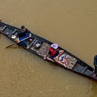 vier Mann in einem Boot