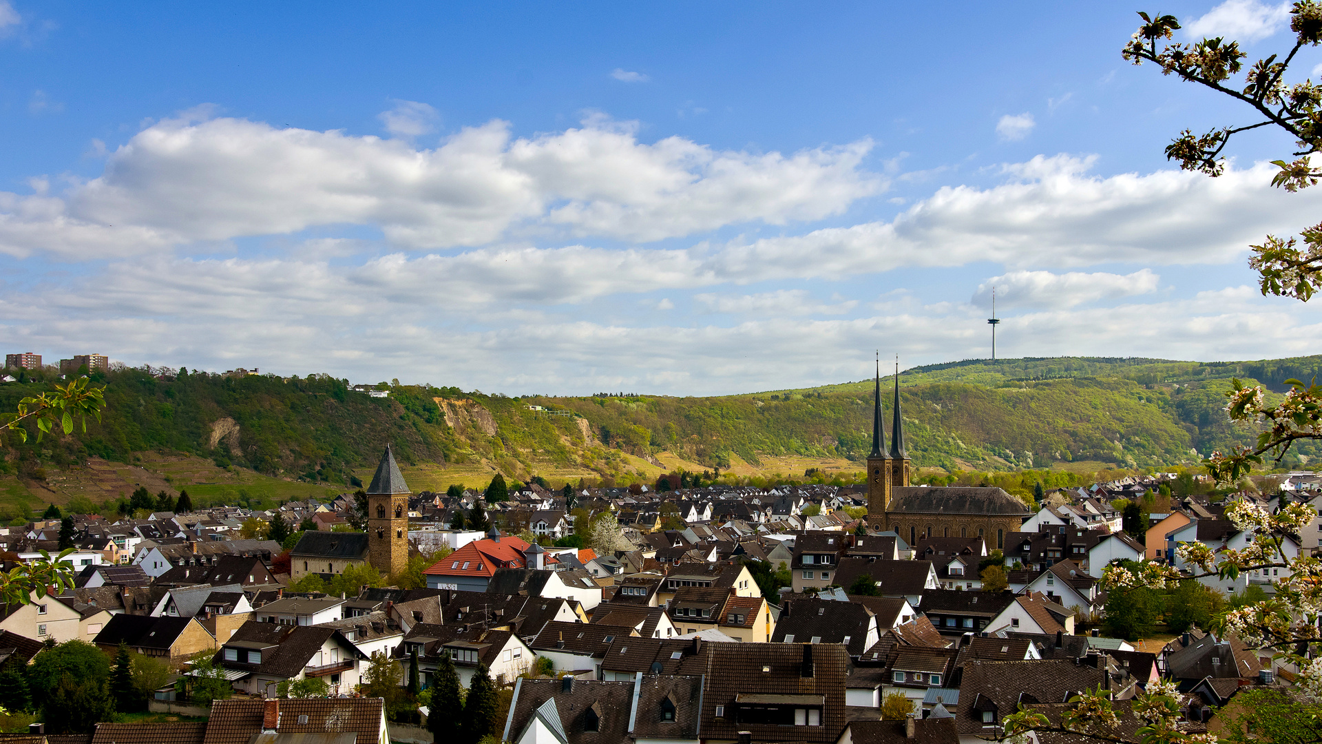  Vier-Türme Blick über Koblenz-Güls.