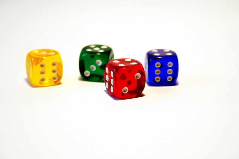 vier Würfel Foto & Bild | stillleben, spielzeug, motive Bilder auf