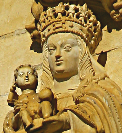 Vierge du portail royal de Tomar