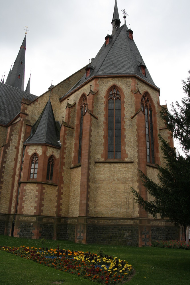 Viernheimer Apostelkirche