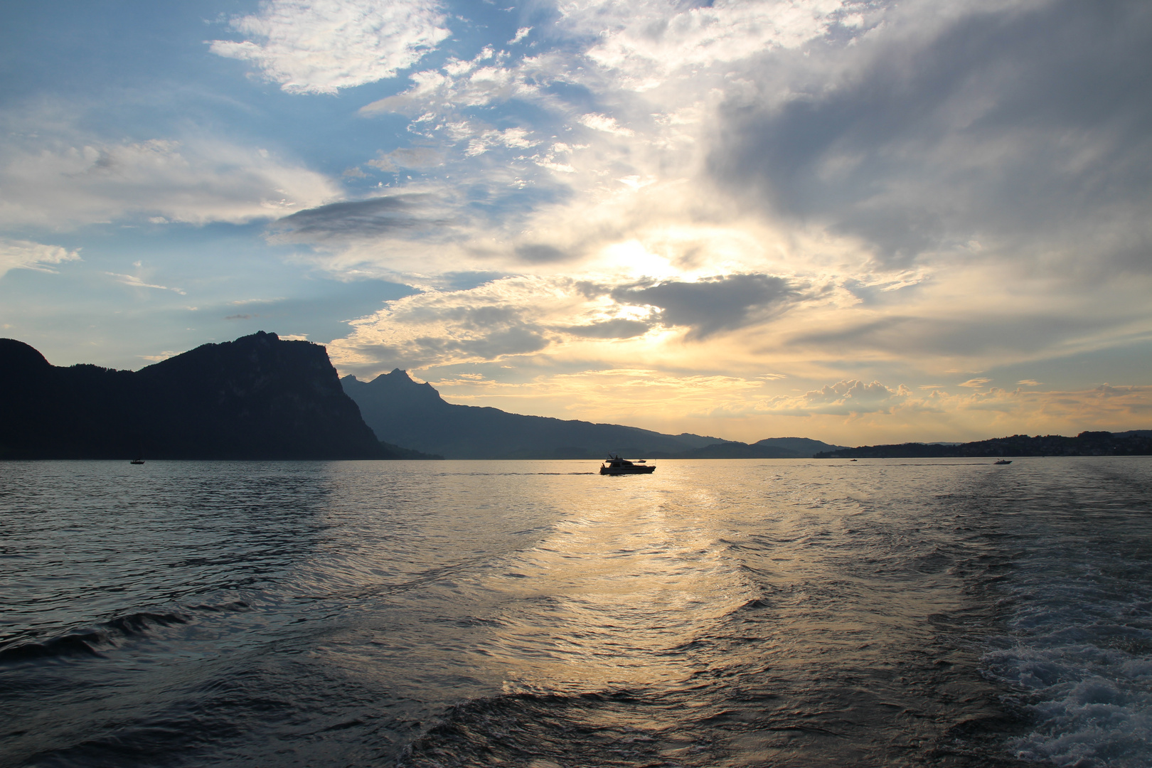 Vierwaldstättersee am Abend