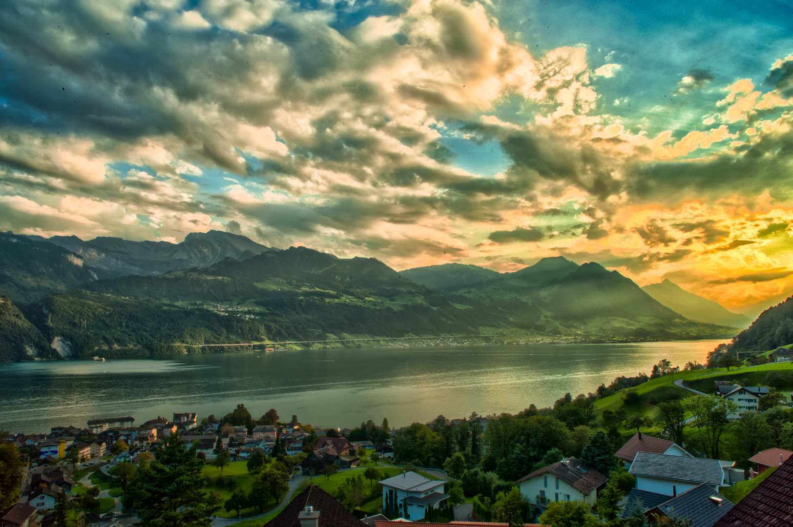Vierwaldstättersee mit Sicht nach Beckenried (Schweiz) Foto & Bild