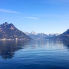 Vierwaldstättersee und die Alpen