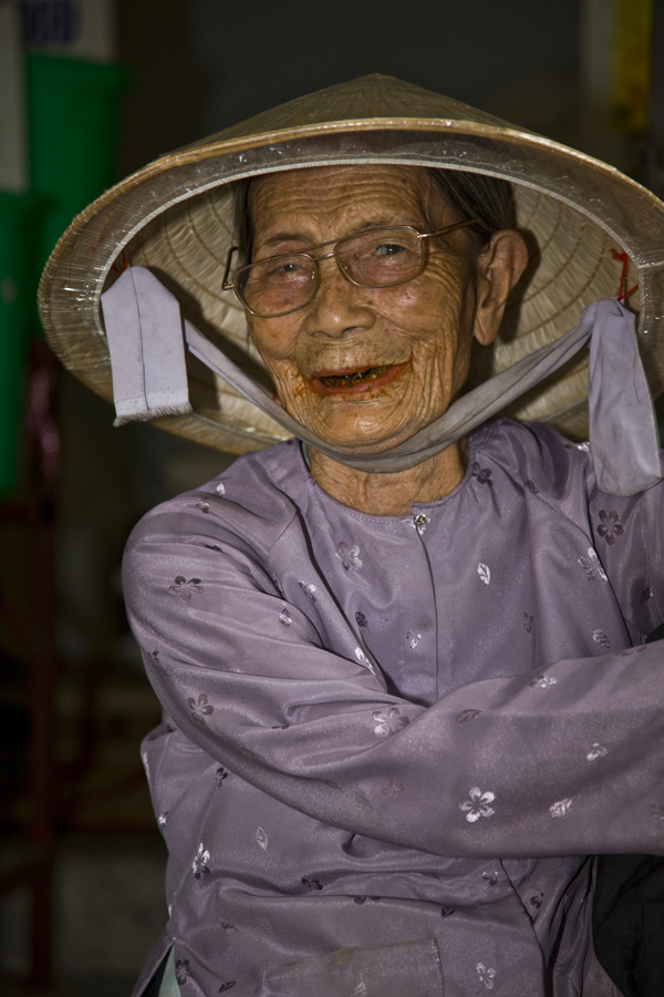 Vietnam 1: Gesichter die Geschichten erzählen!