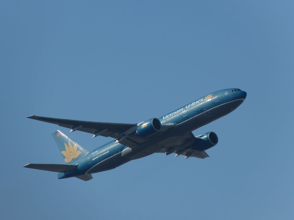 Vietnam Airlines