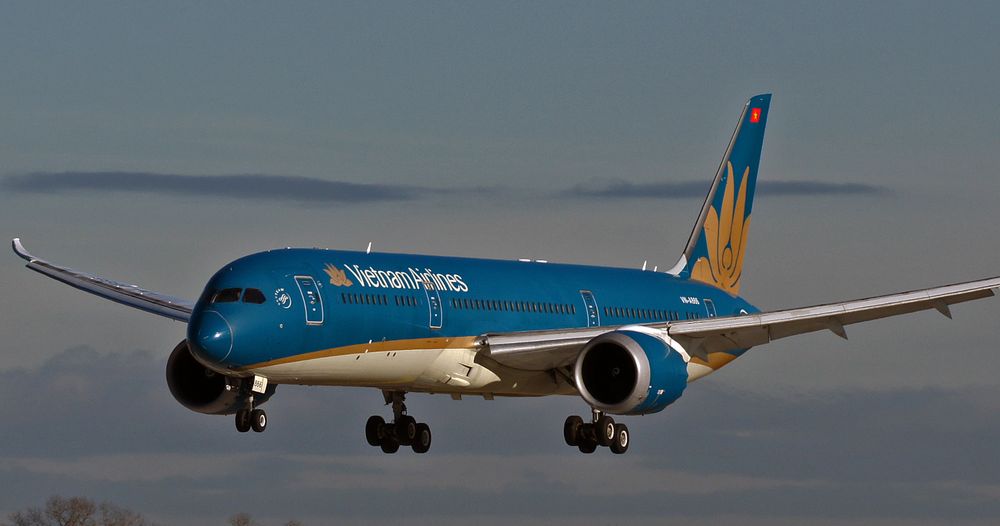 VIETNAM AIRLINES