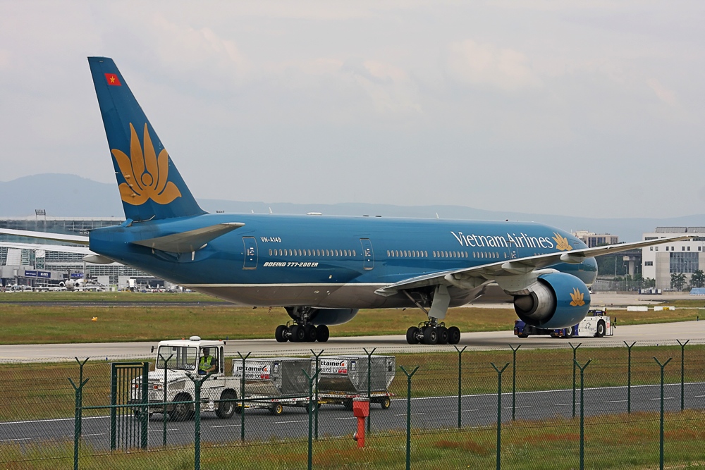 Vietnam Airlines Boeing 777-200ER