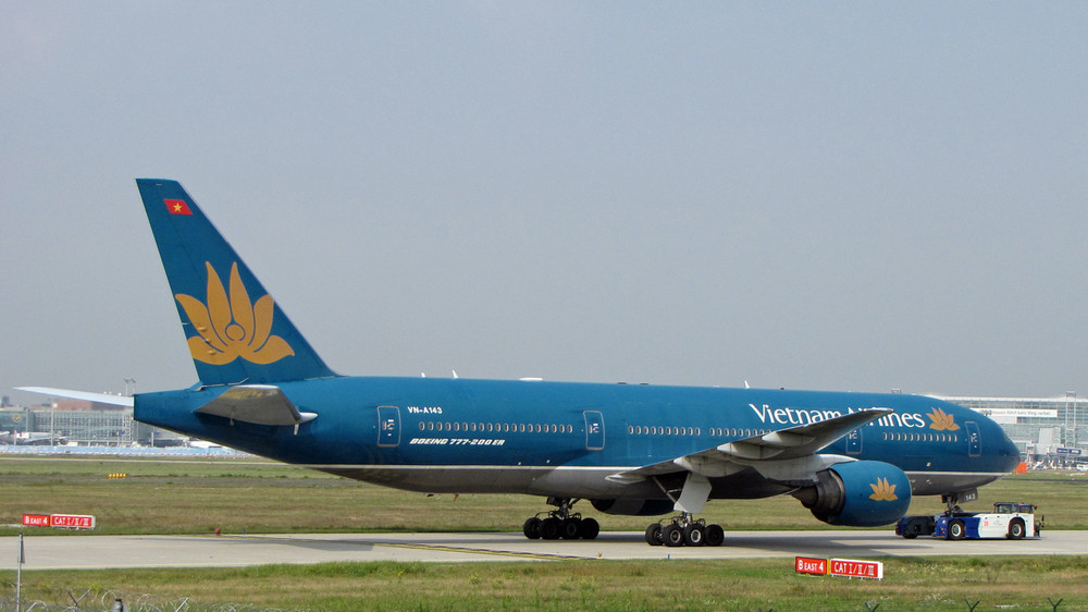 Vietnam Airlines VN-A143