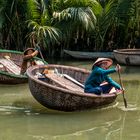 vietnam-basket-boats