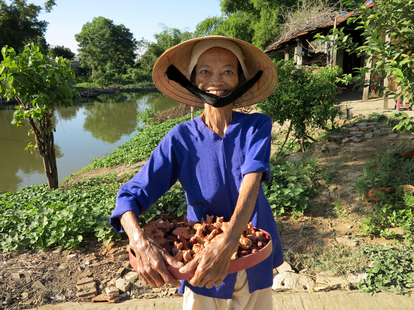 VIETNAM - bei Hoi An - bitte Musik-Ton kaufen