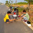 Vietnam - Da Nang - the mecanic man and the driver