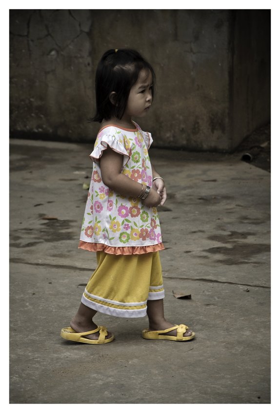 Vietnam - Mekong - Sad Girl 2