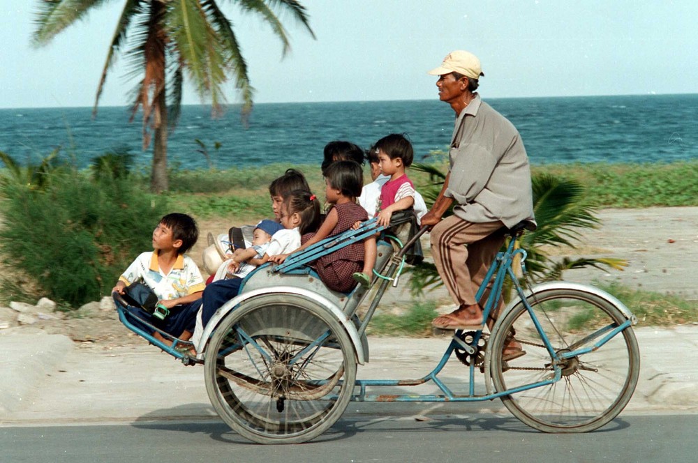 Vietnam Nha Trang "Tutti gratis sul risciò"