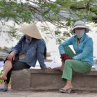 Vietnamesinnen, ganz entspannt