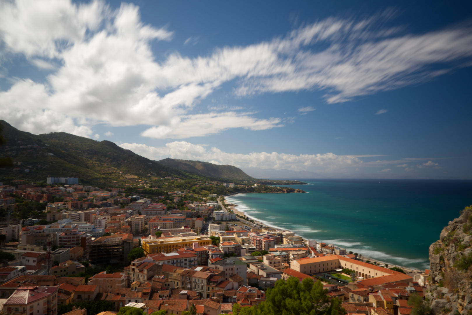 view cefalu