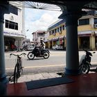 View from Nagore Darcha Mosque auf Chulia Street von Penang