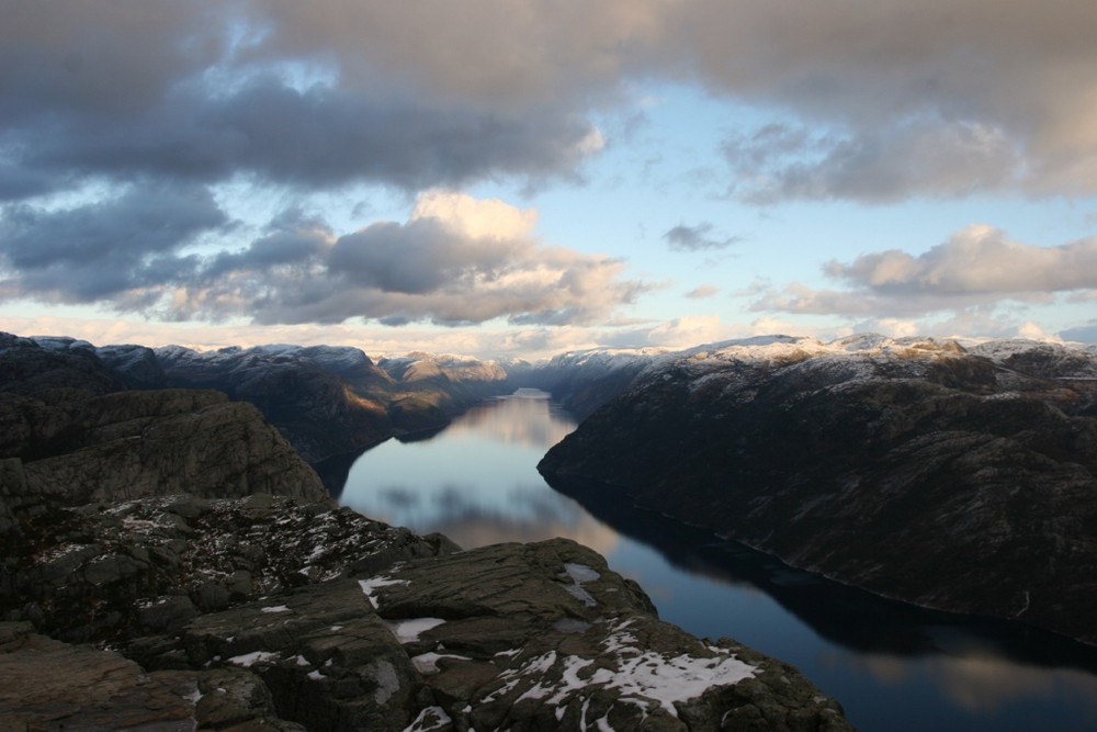 view from the preikestolen norway