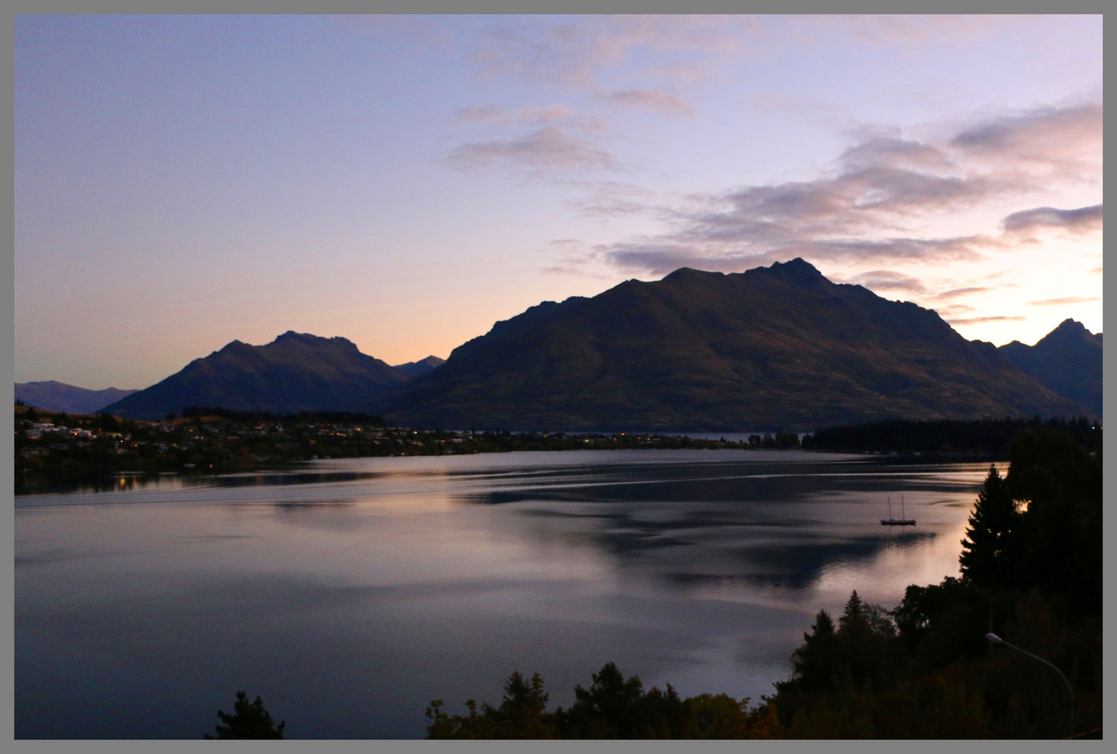 view from the Queenstown appartment evening