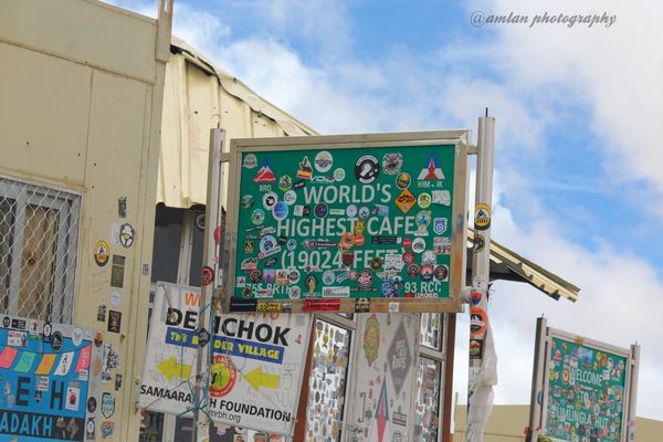 VIEW FROM UMLINGLA PASS AT AN ALTITUDE OF 19024 FEET