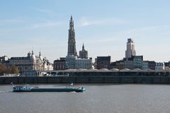 View on Antwerp seen from Linker Oever (Park at Thonetlaan/Frederik van Eedenplein) - 03