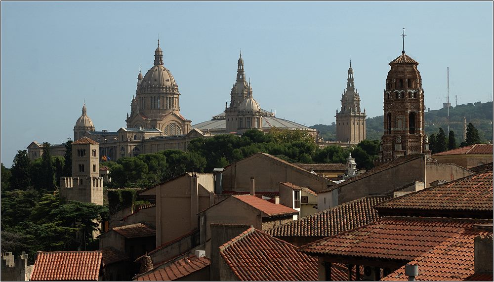 ... view over Barcelona ...