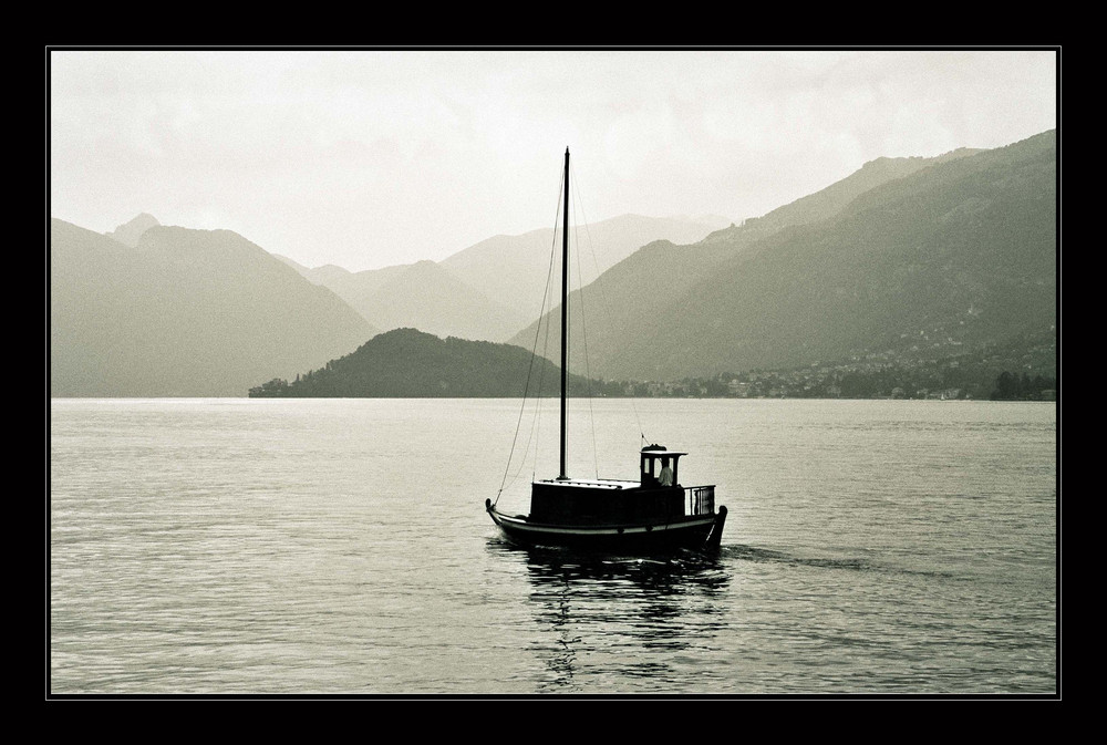 View over lago di como