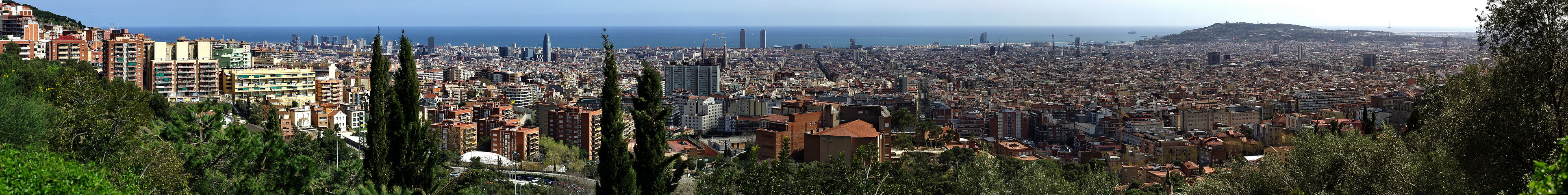 Views of Barcelona Park Guell (panorama 36 img-sorry only 1000 pix)