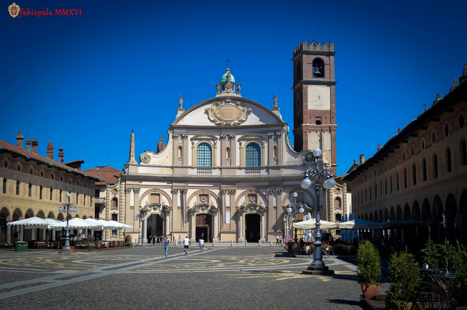 Vigevano - Piazza Ducale -