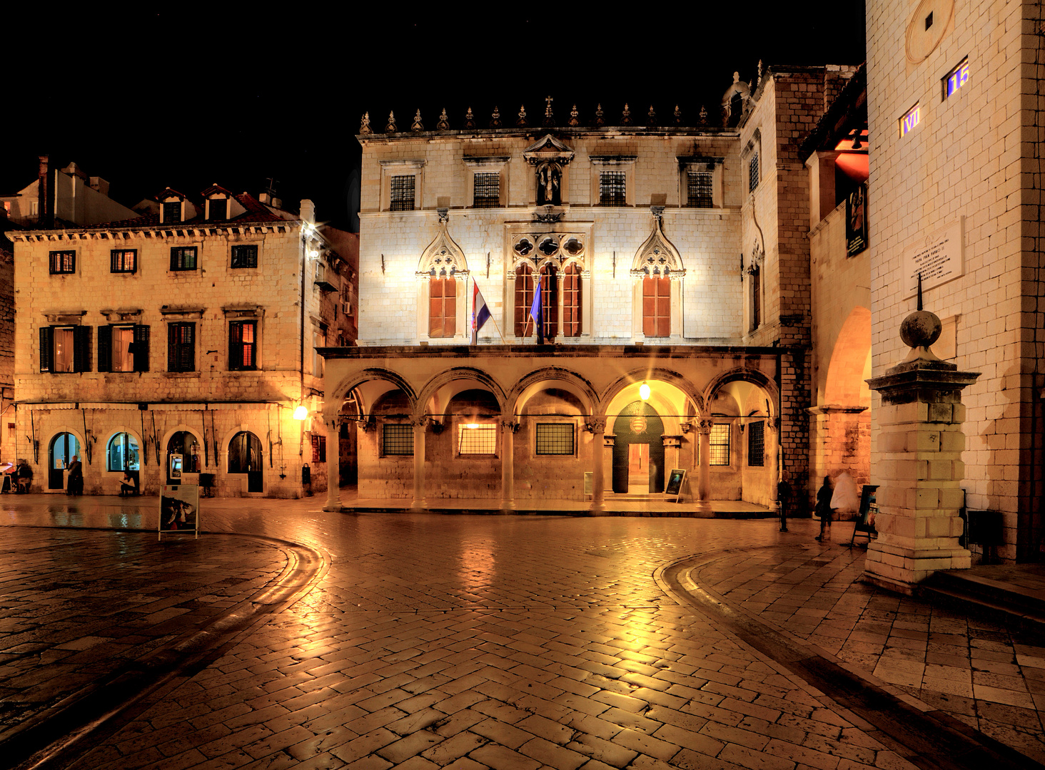 VIII 15 Uhr in der Altstadt Dubrovnik .....