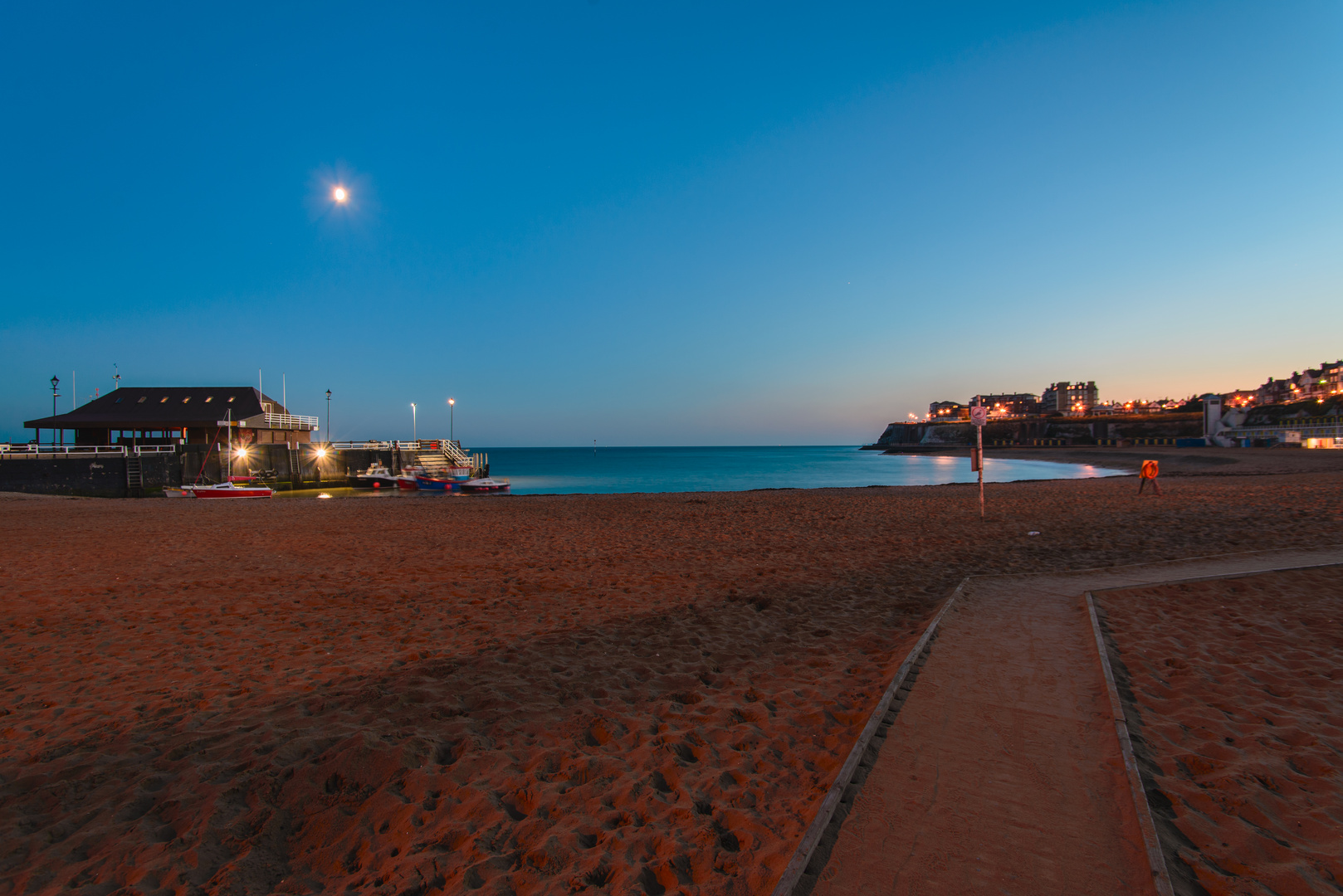 [ Viking Bay, Broadstairs, Moon ]