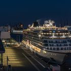 VIKING SKY am Terminal Hamburg Altona