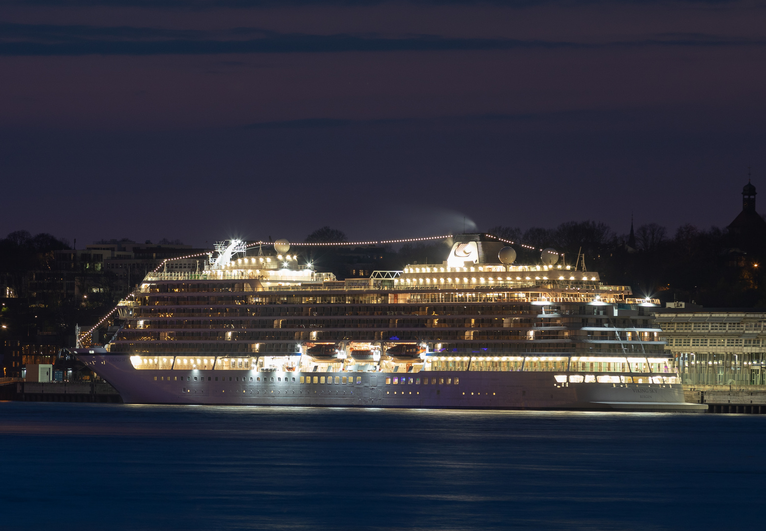 Viking Sky in Hamburg