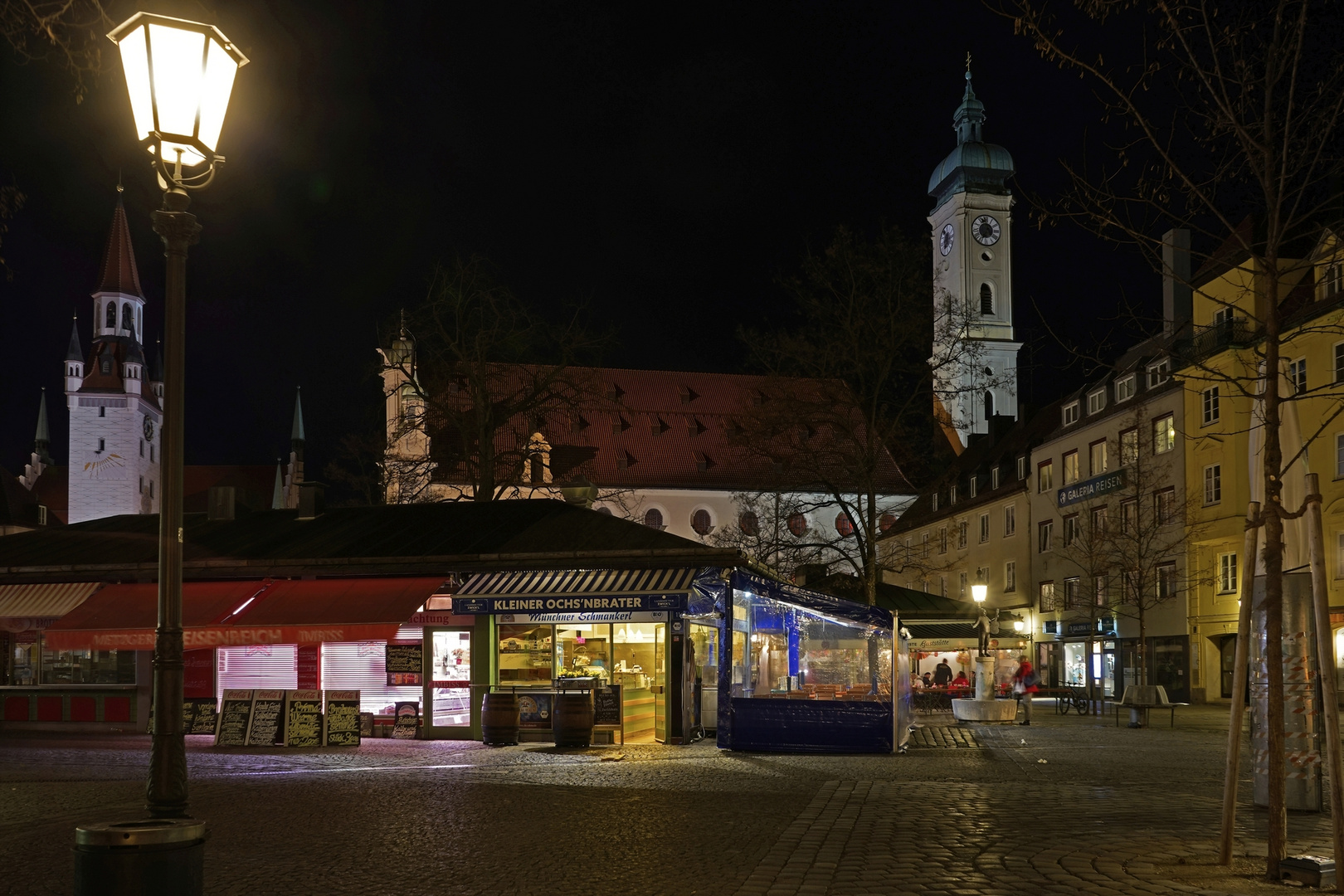 Viktualienmarkt am Abend